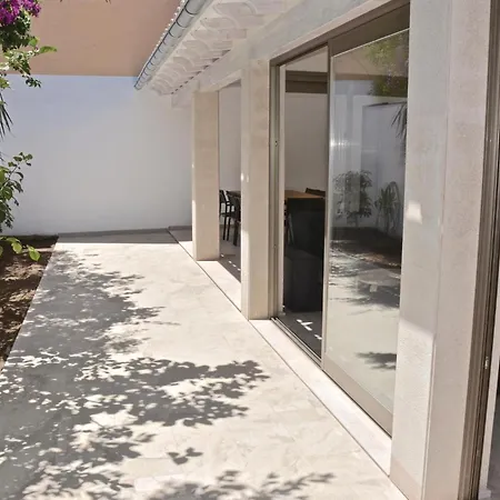 Awesome In With Kitchen
